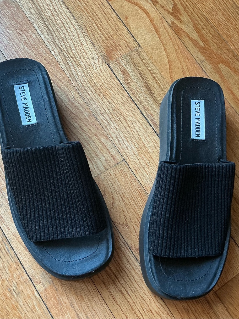 Steve Madden Balanced Platform Sandals Sz 9 Black EUC!
